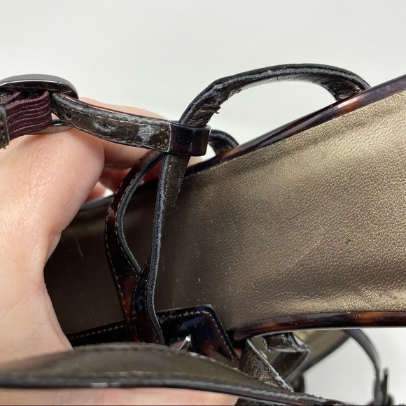 Stuart Weitzman Tortoise patent leather wedge sandals - Picture 4 of 11